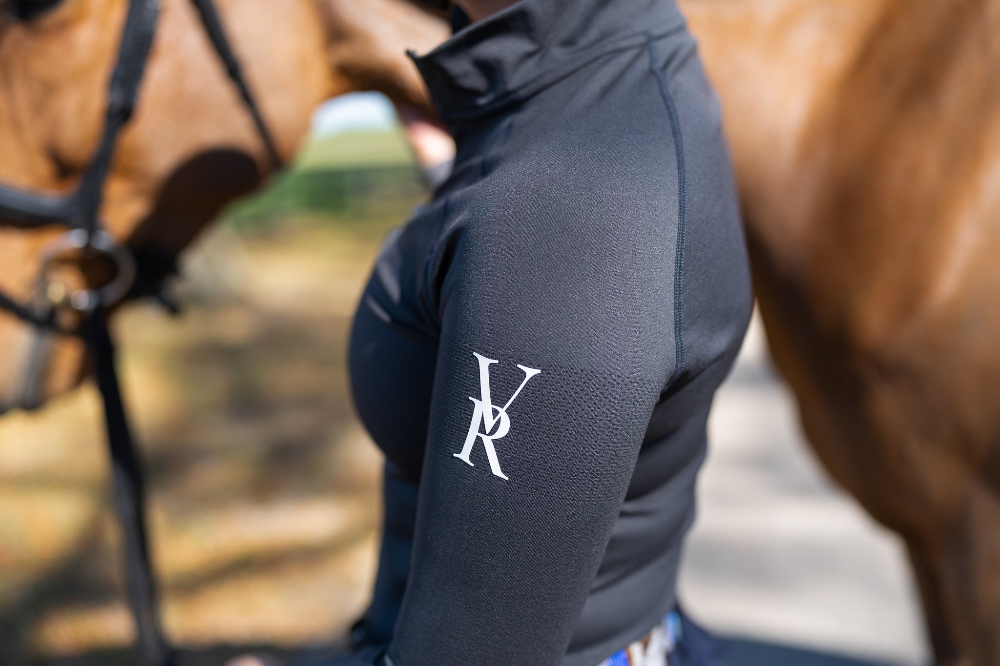 Seamless Quarter-Zip | FRANK