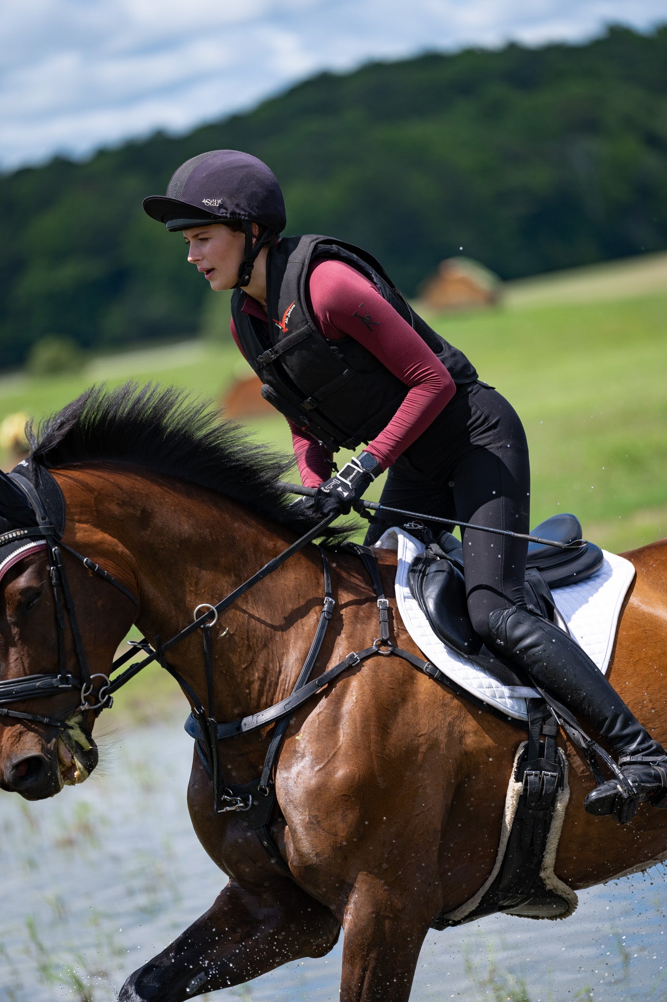 Seamless Quarter-Zip | BURGUNDY